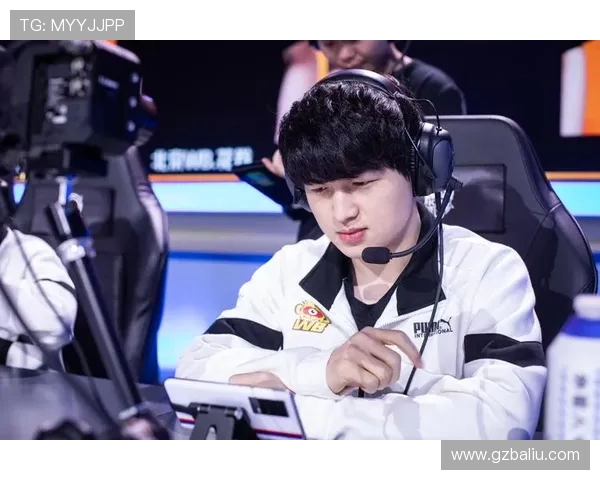 李强深度解析英雄联盟游戏策略与技巧分享，助你提升竞技水平与团队协作能力